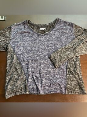 Nicole miller long sleeve pajama top size large.